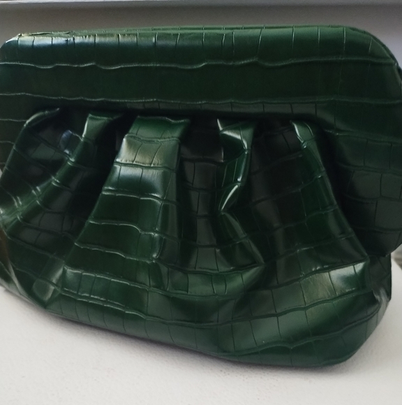 THEMOIRe HANDBAG